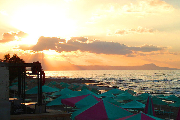 Sundown over Aktrotiri peninsula
